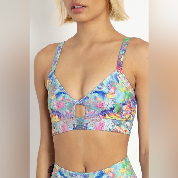 Blackmilk - XL - CRYSTAL MAGIC TWIST CROP - LIMITED - Picture 2 of 9